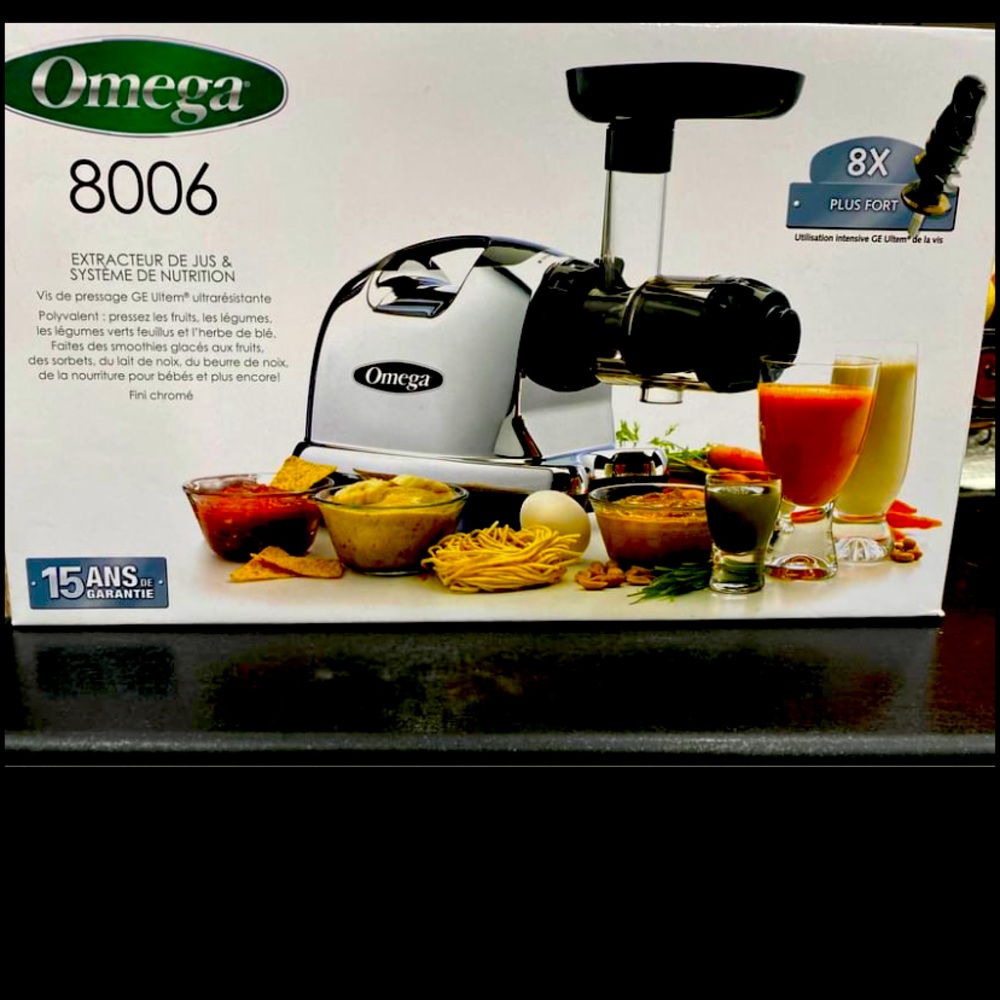 Omega Juicer